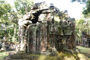 Cambodja 0163 Prasat Kraol Ko